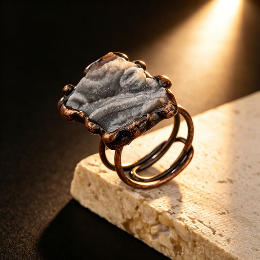 Natural sun agate crystal bud rough stone amorphous hand-hemmed bronze adjustable opening ring