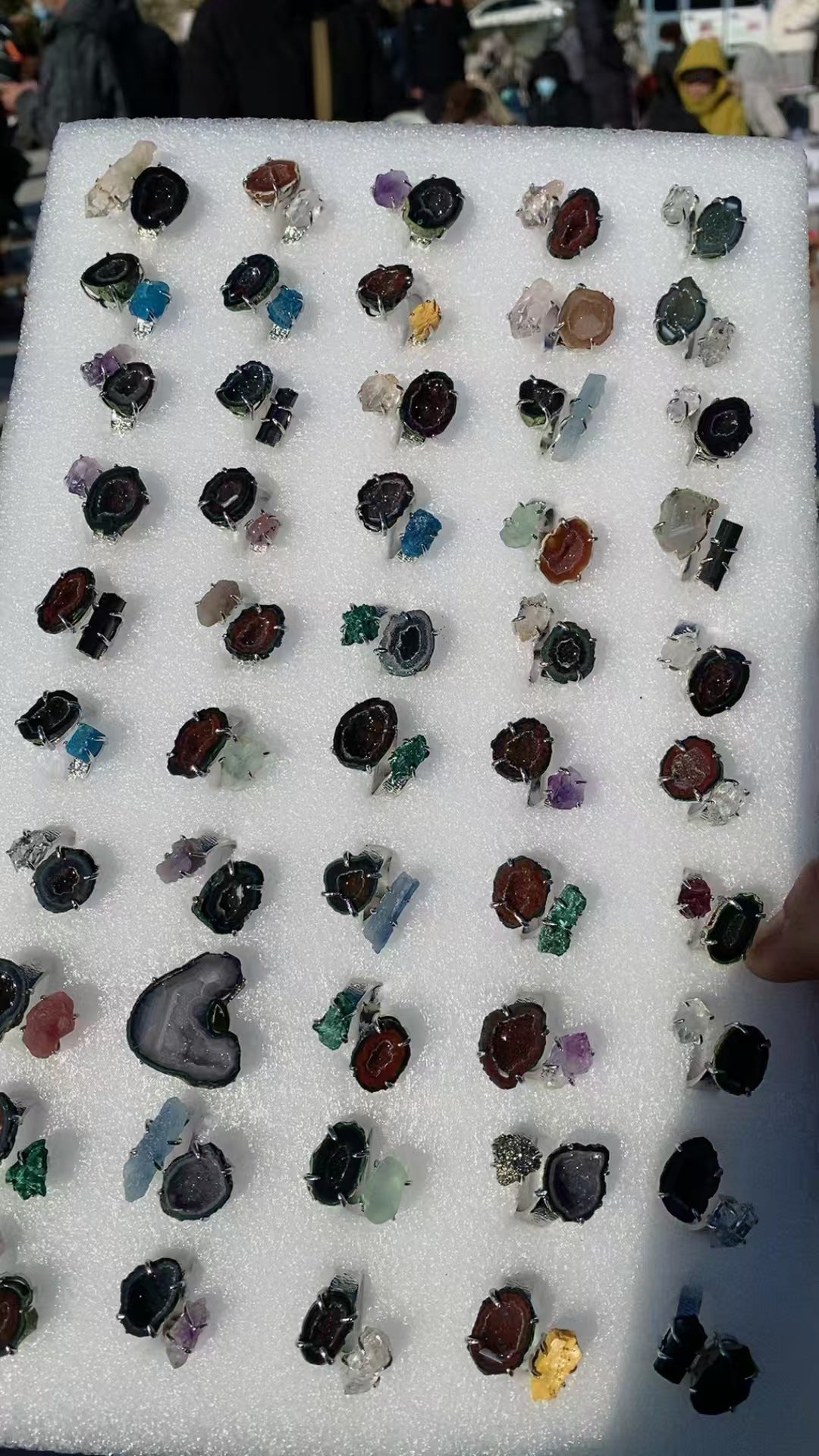 Natural crystal scraps small rough stone ring. Blind box