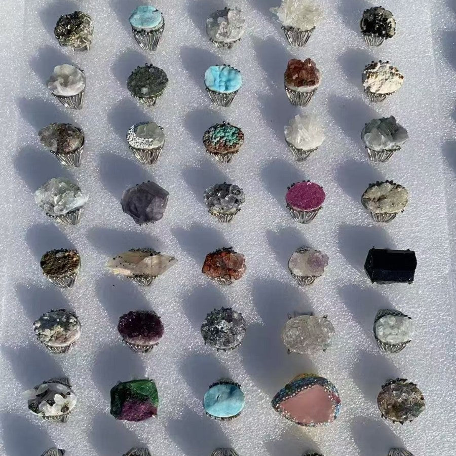 Natural crystal scraps small rough stone ring. Blind box