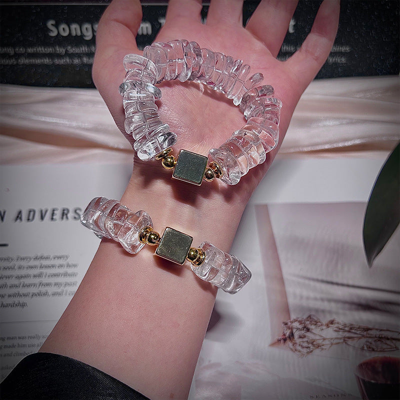 Natural white crystal irregular rough stone bracelet.