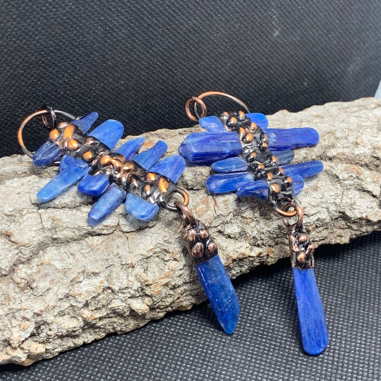 Blue Kyanite Raw Stone Pendant Set | Bohemian Bronze Statement Jewelry