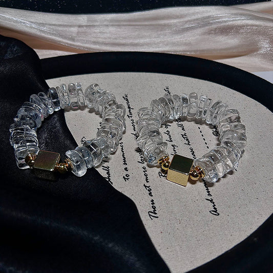 Natural white crystal irregular rough stone bracelet.
