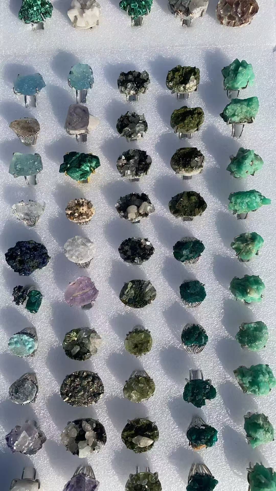 Natural crystal scraps small rough stone ring. Blind box