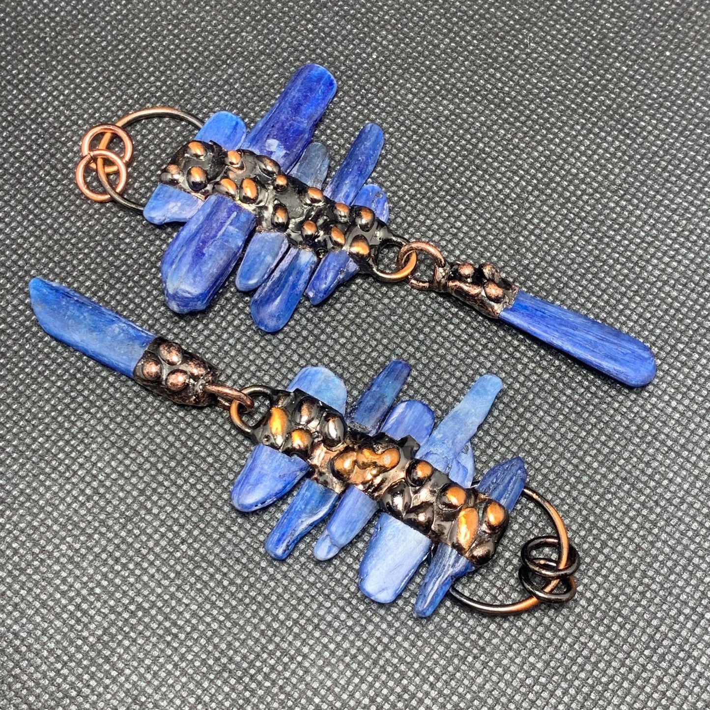 Blue Kyanite Raw Stone Pendant Set | Bohemian Bronze Statement Jewelry