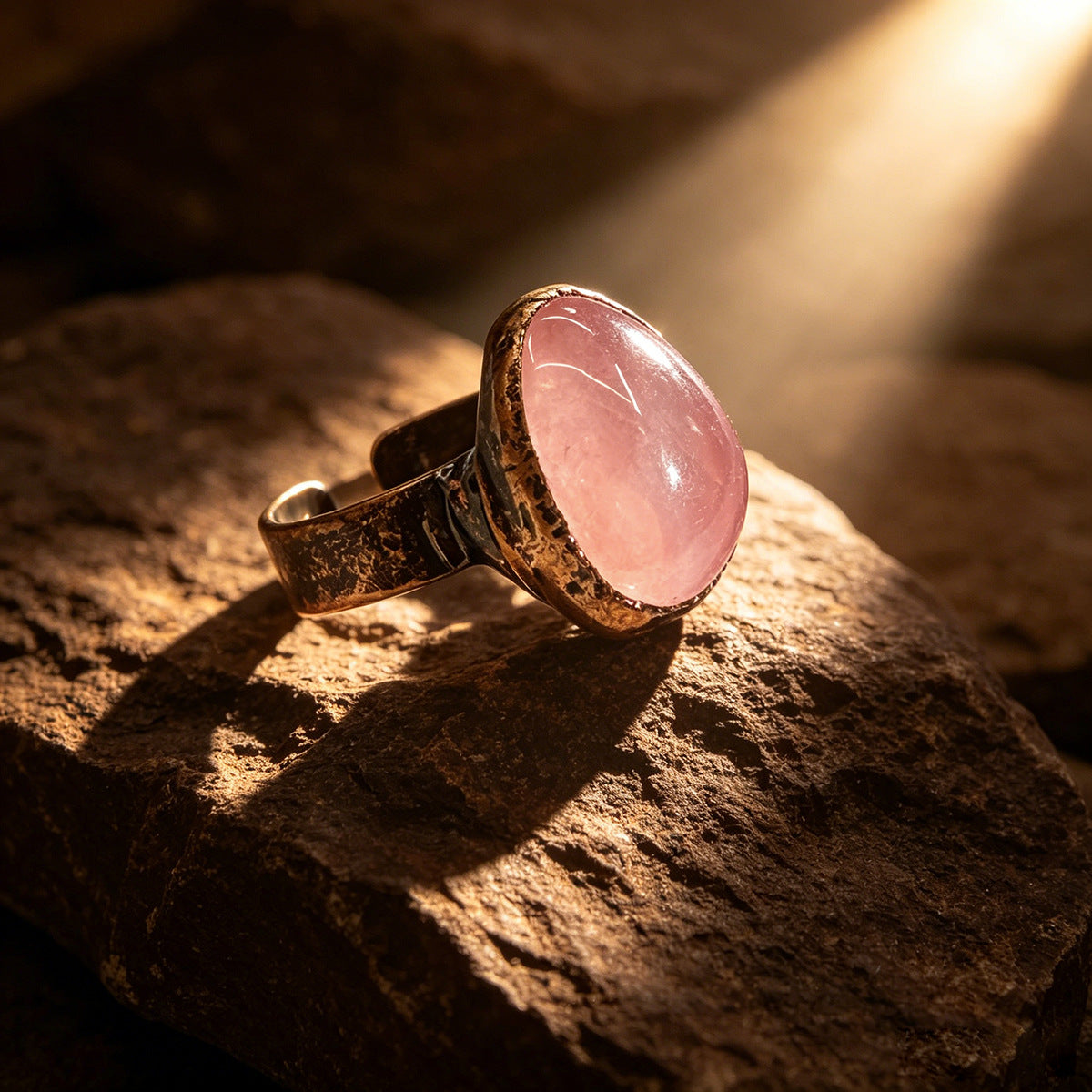 Retro style natural powder crystal rough stone polished amorphous opening bronze plating adjustable ring