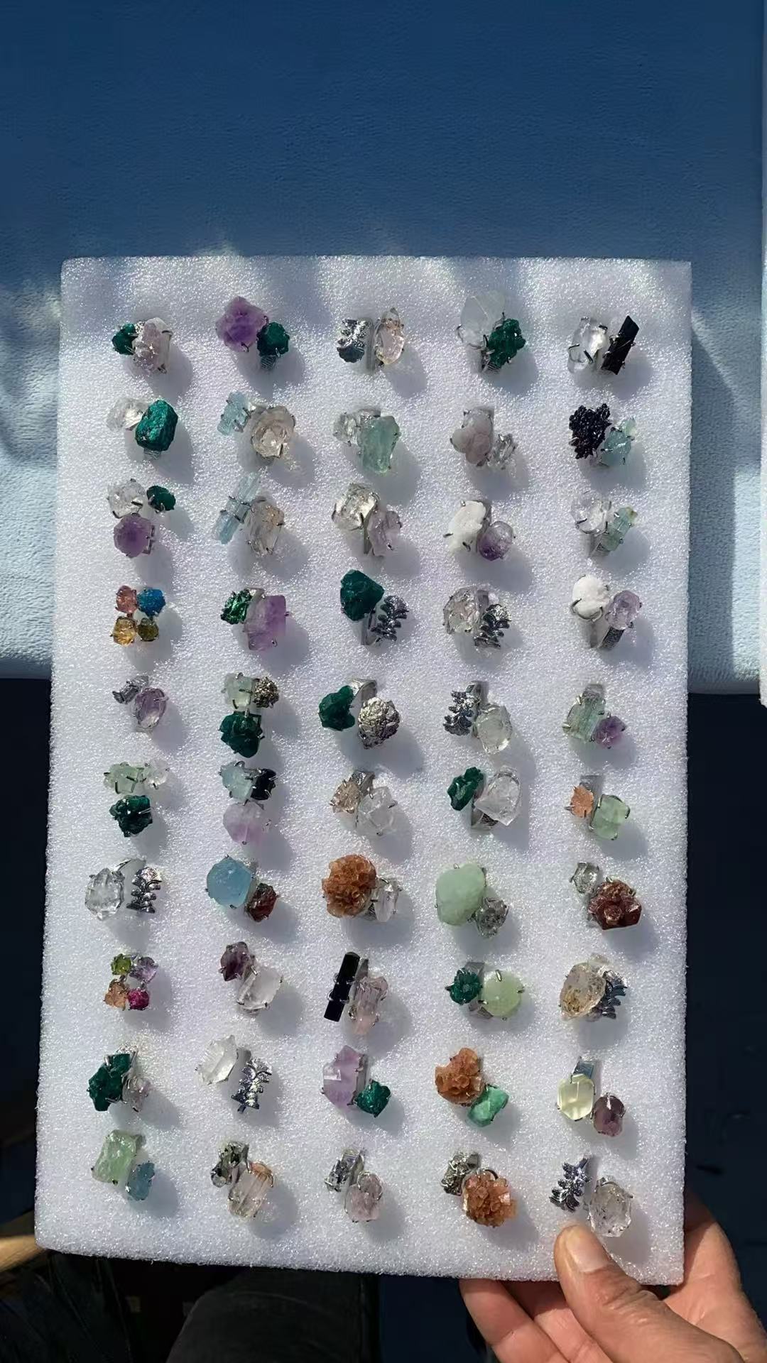 Natural crystal scraps small rough stone ring. Blind box